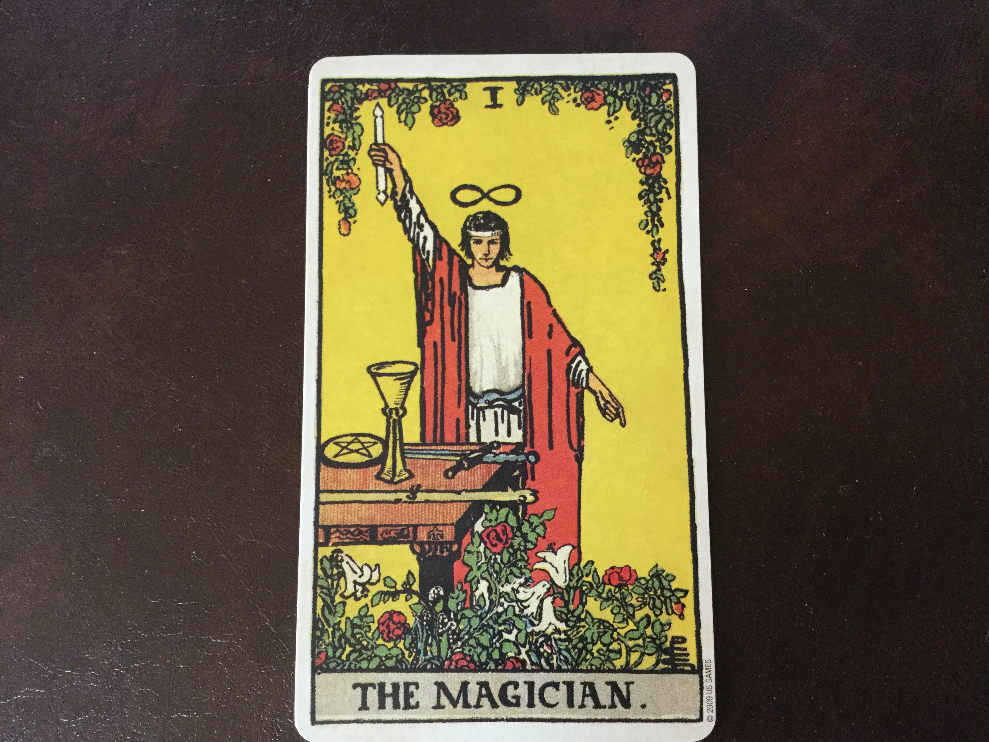 タロットカード意味 魔術師 Magician 恋愛占いでこれがでたら タロットカード解釈 Tarot Lovers タロットカード博物館